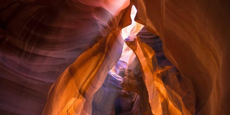 黄龙VS牟尼沟:同为钙华仙境,如何根据你的旅行DNA做出完美选择?