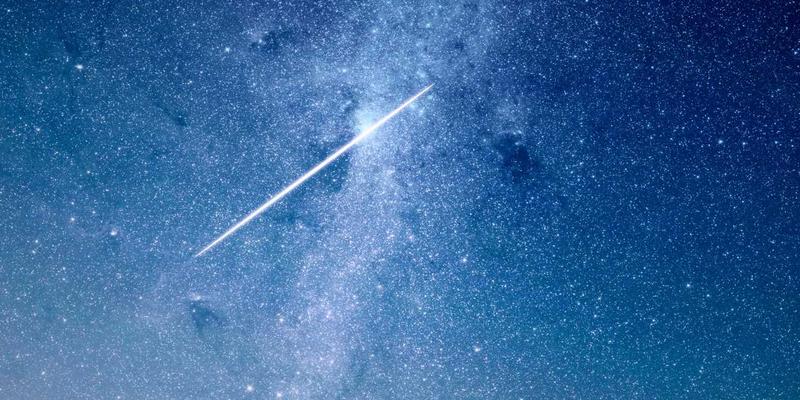 黄龙景区低碳旅游实践深度调研：从电动观光车到生态厕所，看钙华池保护新范式