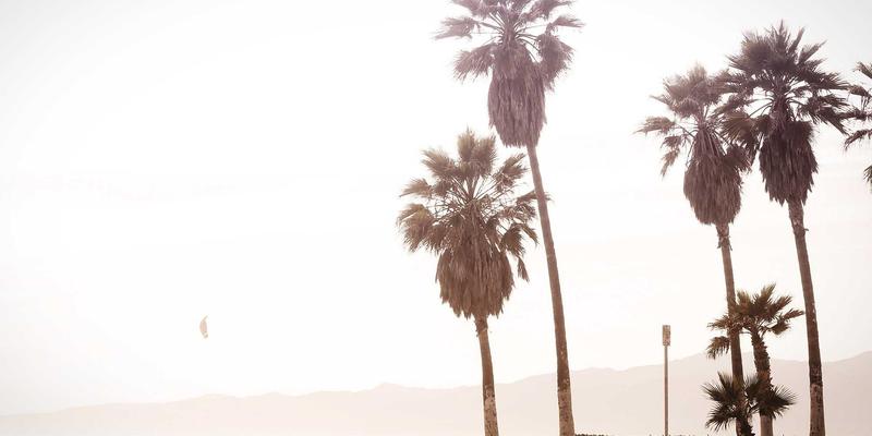 黄龙水源探秘：岷山雪水如何造就“人间瑶池”的钙华奇观与生态密码